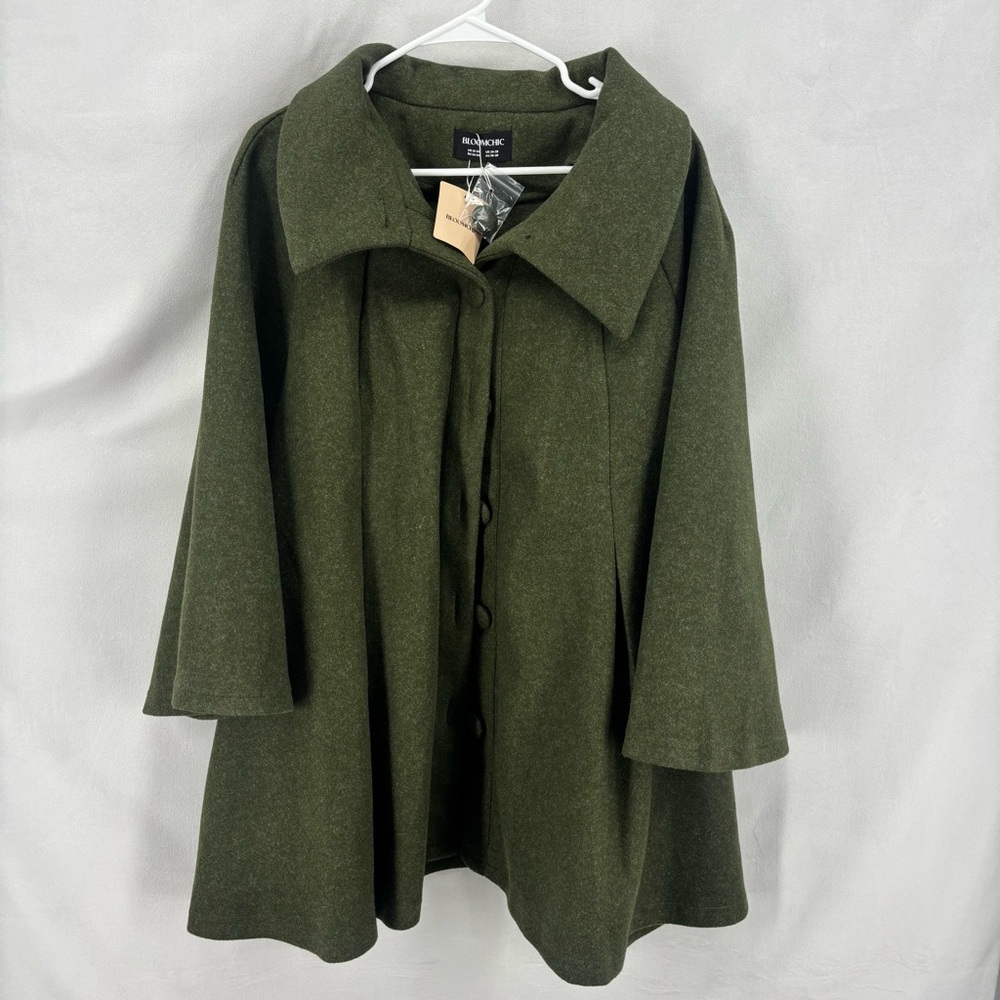 BloomChic Green A Line Button Jacket Flared Sleev… - image 2